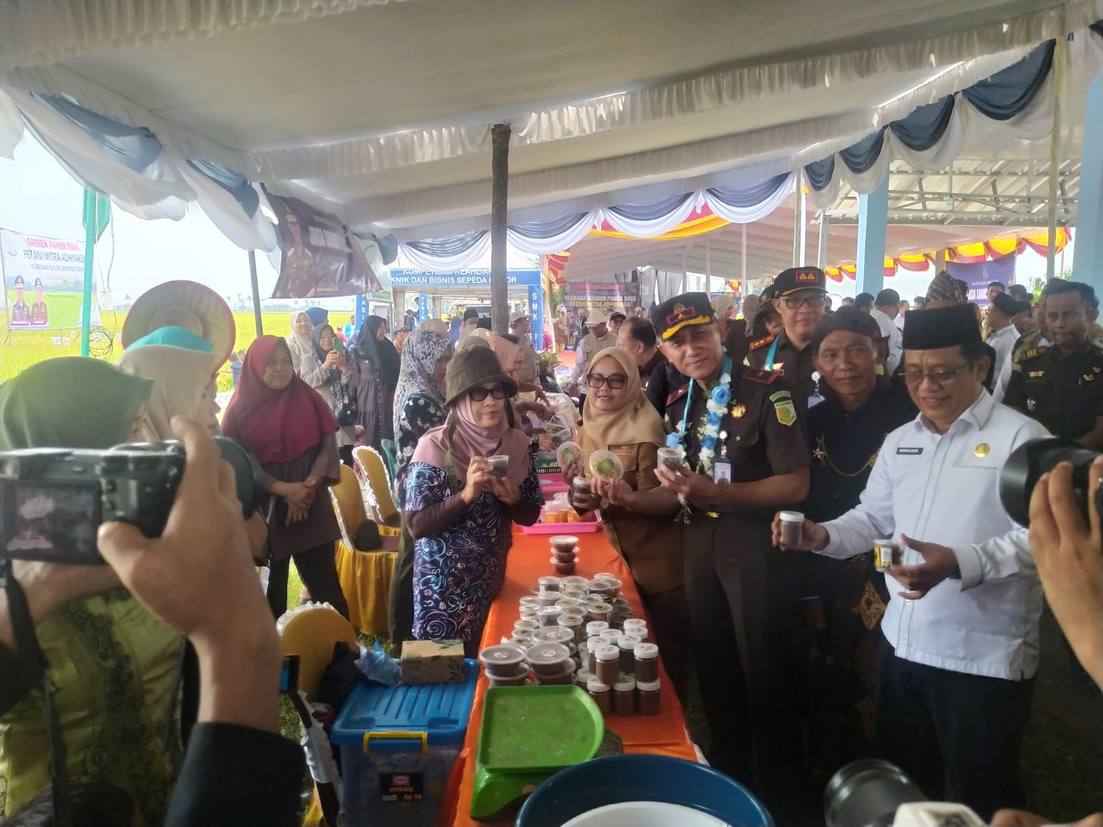 kejati-lampung-gelar-grebek-panen-raya-petani-mitra-adhyaksa-di-lampung-timur-2